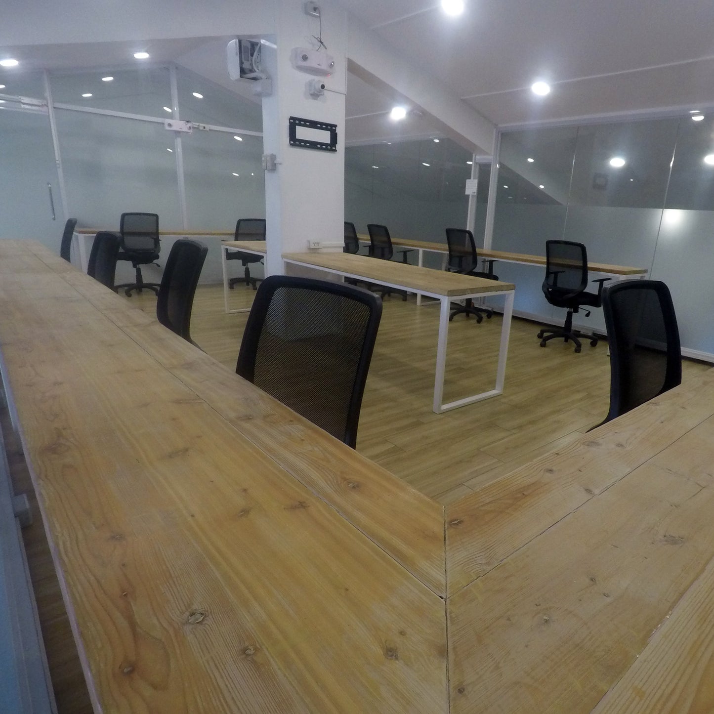 Office Space (12 to 15 People) - Monthly